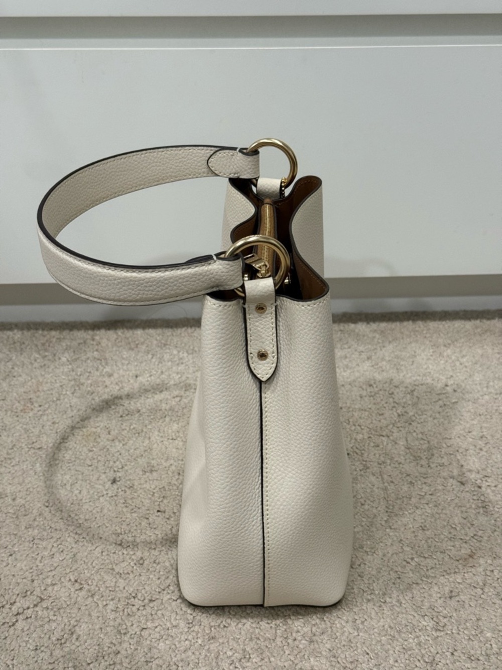 Coach Cream Pebbled Leather Shoulder Bag with Gold Hardware - Picture 4 of 11